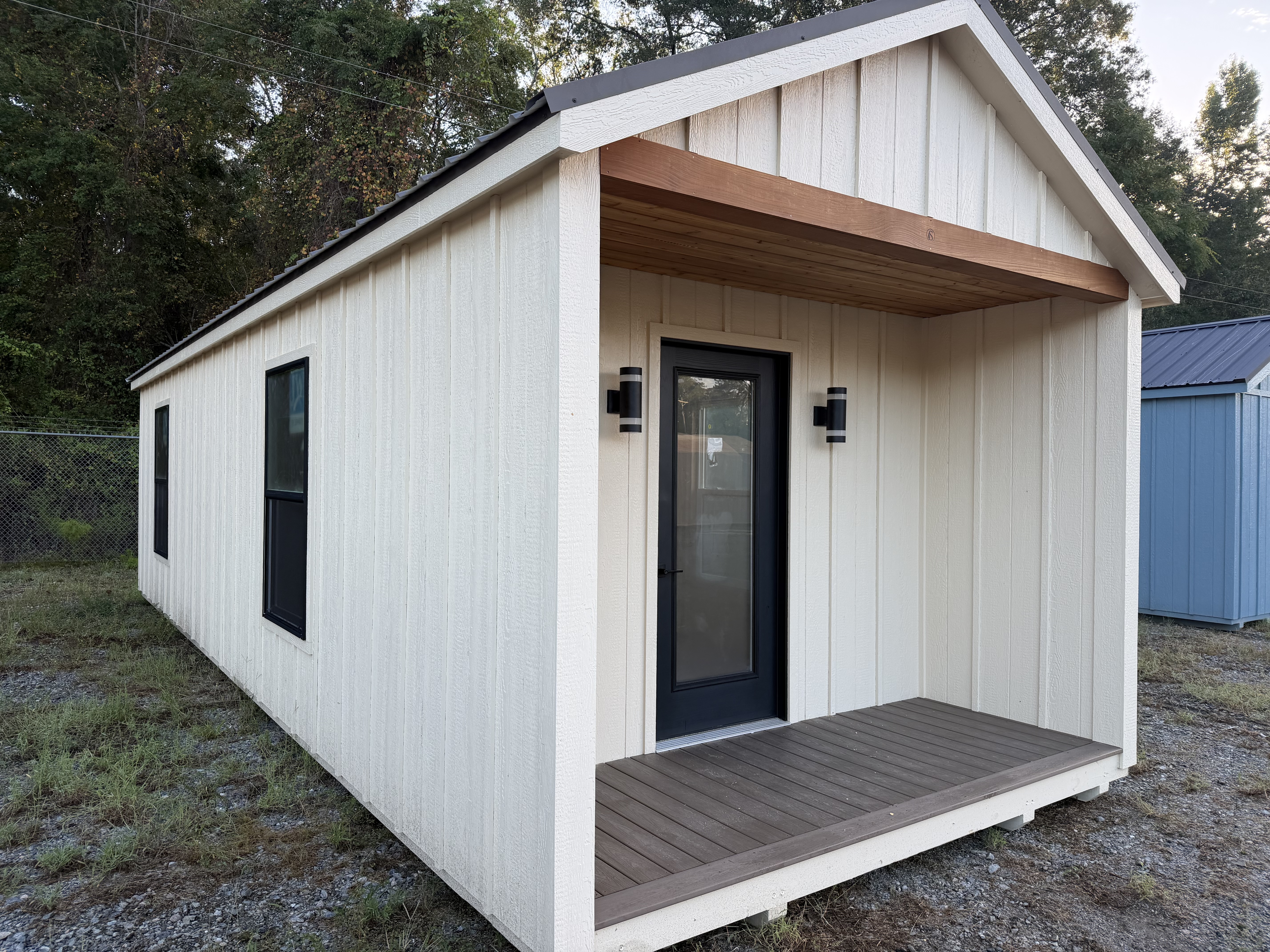 Retreat 12 x 32
